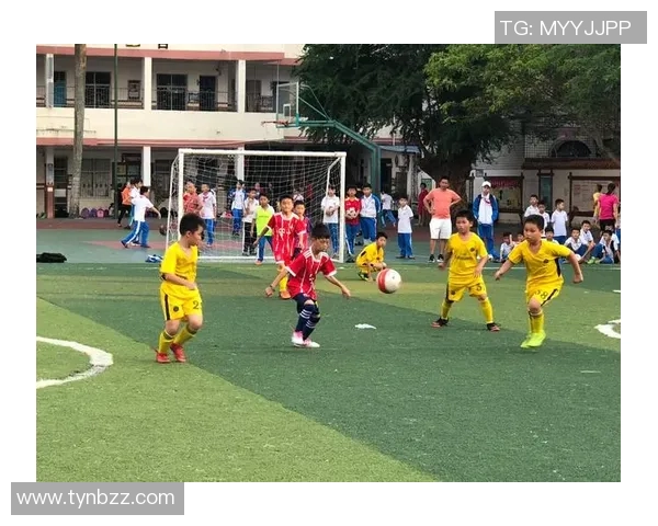 阳春逸夫小学足球明星展现青春风采助力校园体育发展